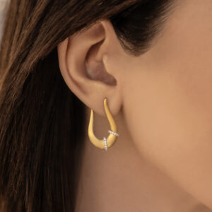 Minotaur collection Earrings with white diamonds