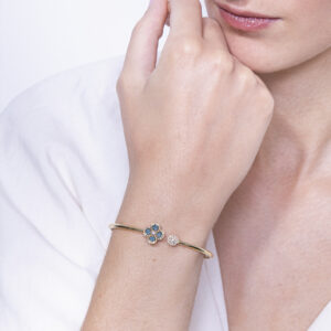 Volcanic Flower Collection Bracelet with diamonds