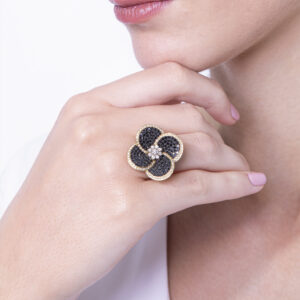 Volcanic Flower Collection Ring with diamonds