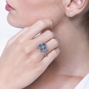 Volcanic Flower Collection Ring with diamonds