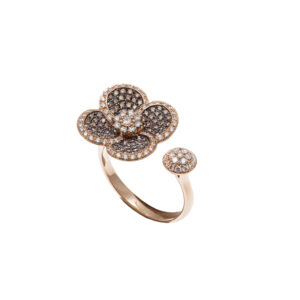 Volcanic Flower Collection Ring with diamonds