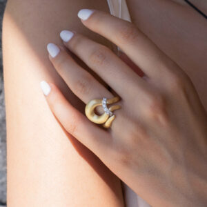 Minotaur collection Ring with white diamonds